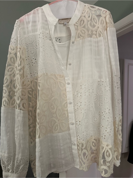 Johnny Was Tops - Johnny Was Cream and White Patchwork Lace Button-Front Blouse